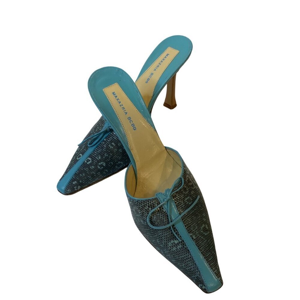 Maxazria BCBG Mule Heals Women’s teal close toed shoe size 7.5